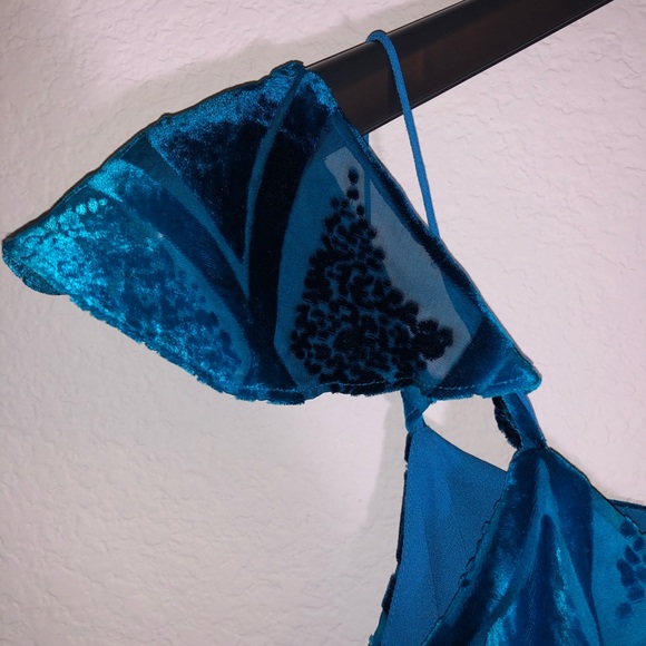 Beautiful TRIO NY Turquoise Slip Dress - Picture 3 of 9